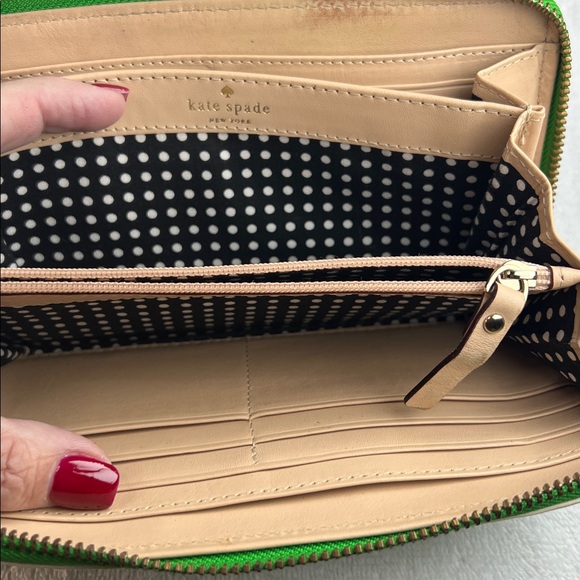 Kate Spade Green Patent Leather Wallet - Picture 8 of 9